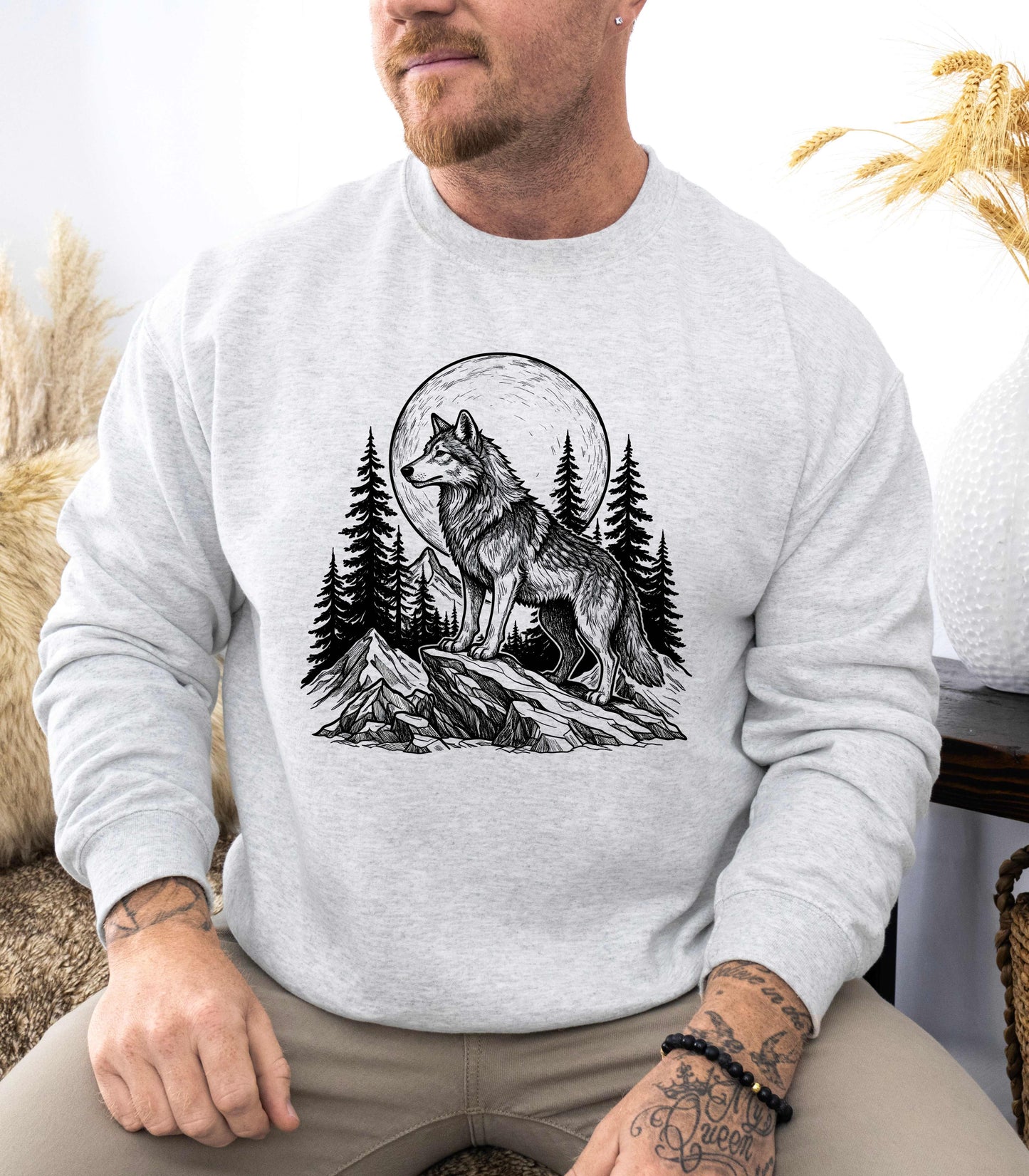 Majestic Wolf Under Moon Sweatshirt – Wilderness Graphic Crewneck